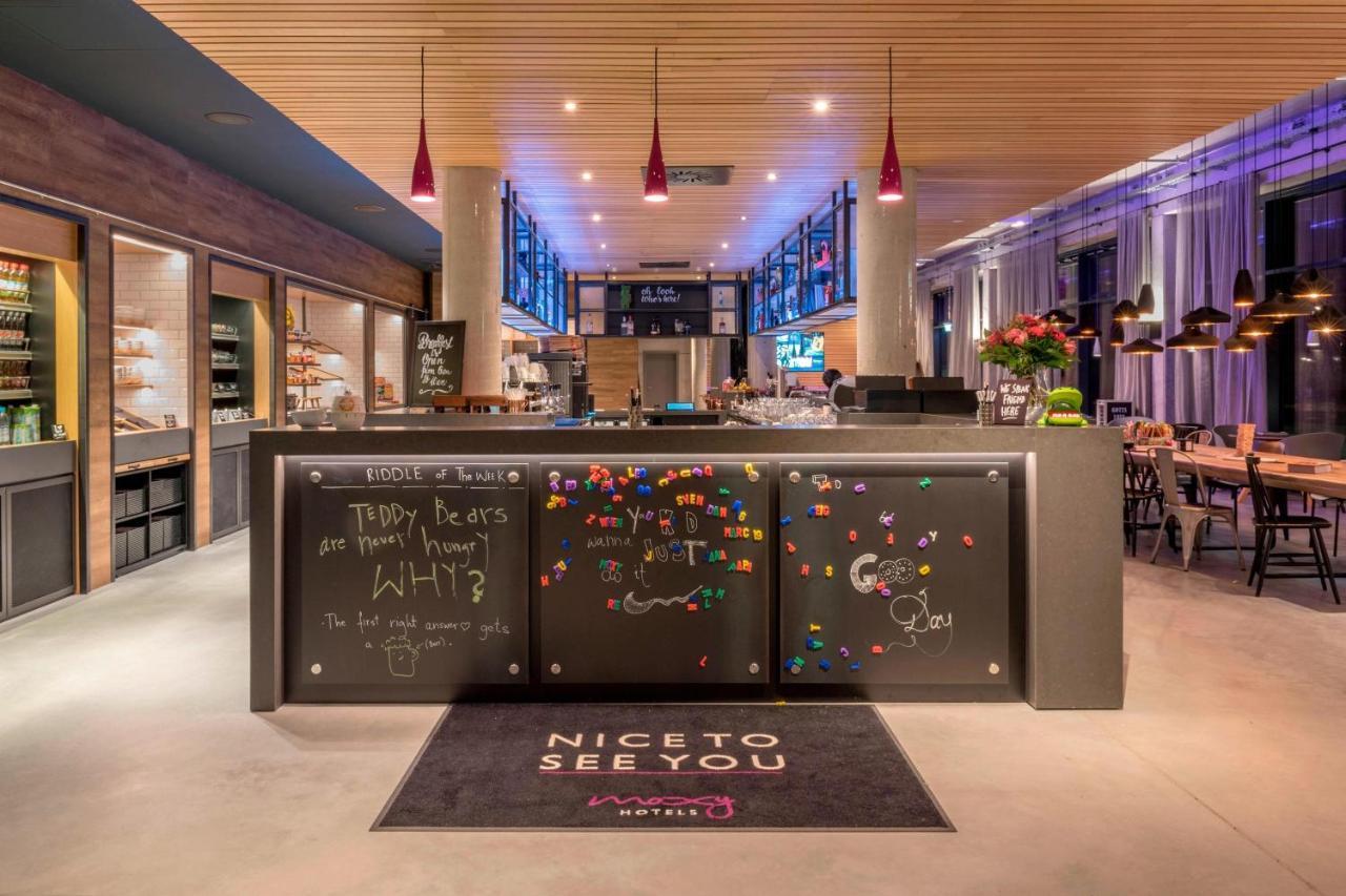 Hotel Moxy Munich Messe à Aschheim Extérieur photo