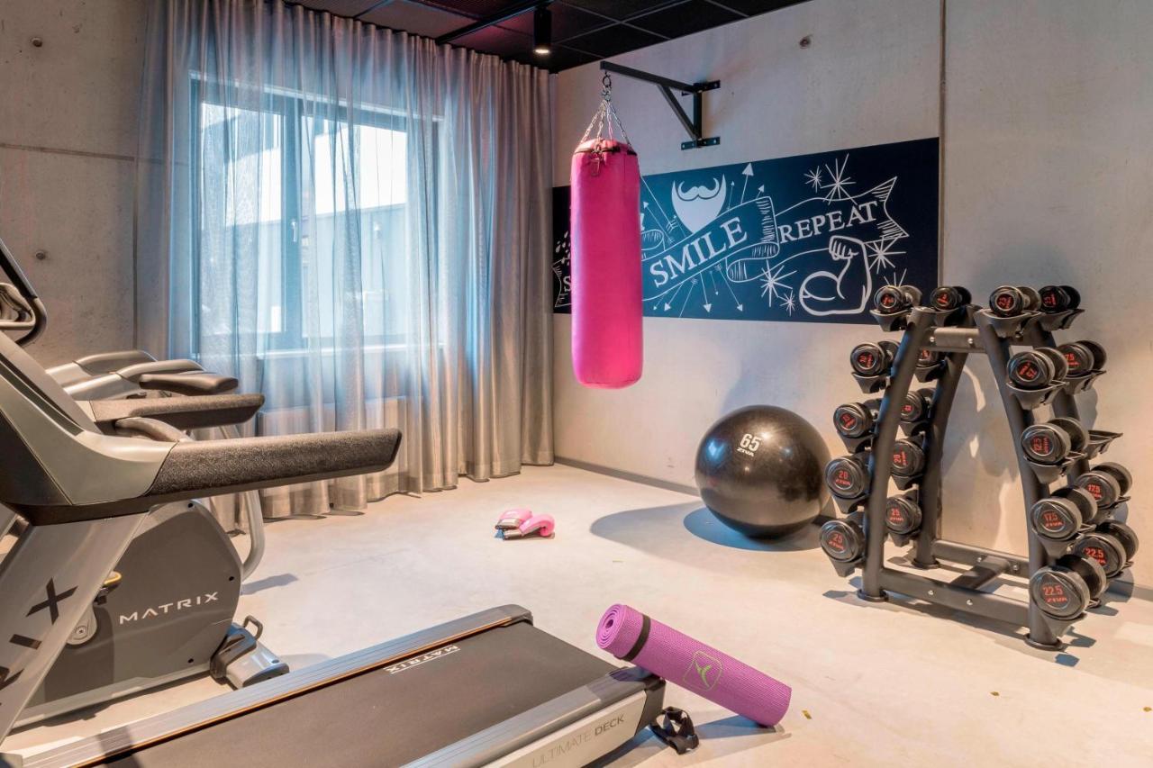 Hotel Moxy Munich Messe à Aschheim Extérieur photo