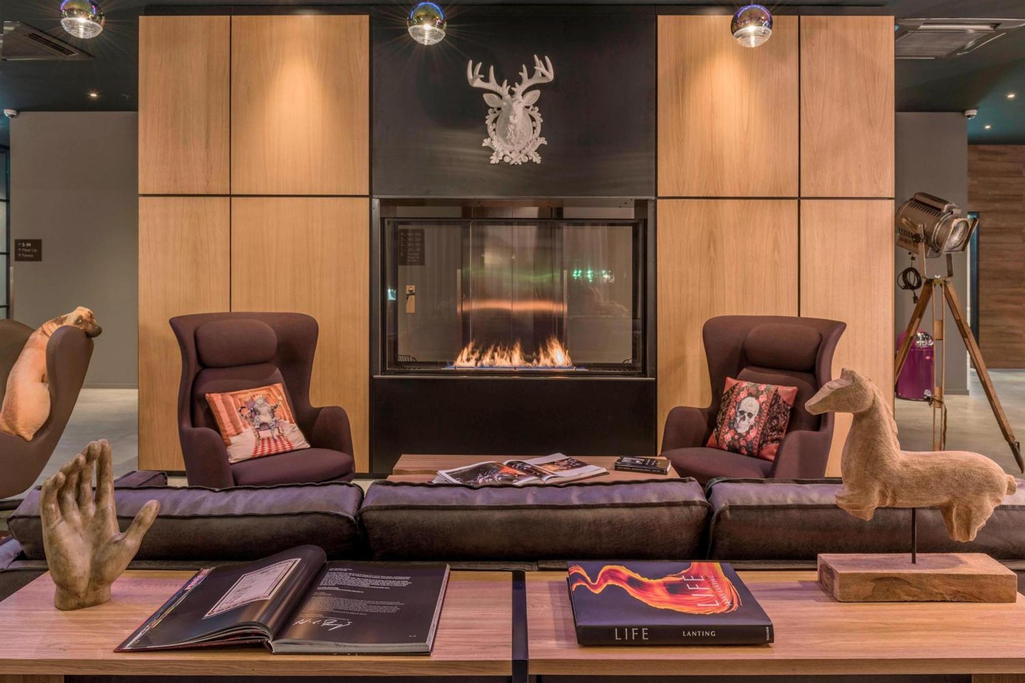 Hotel Moxy Munich Messe à Aschheim Extérieur photo